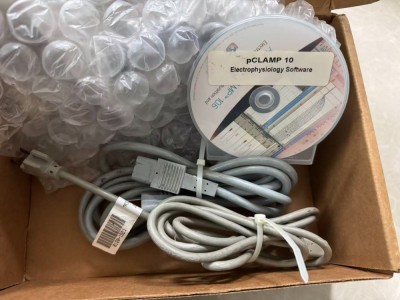 Axopatch 200B电容反馈膜片钳放大器图2